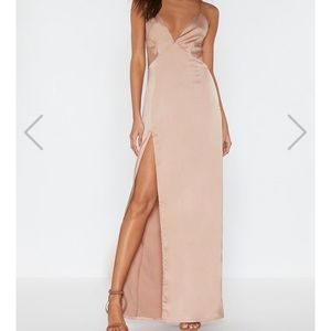 Pink/nude gown